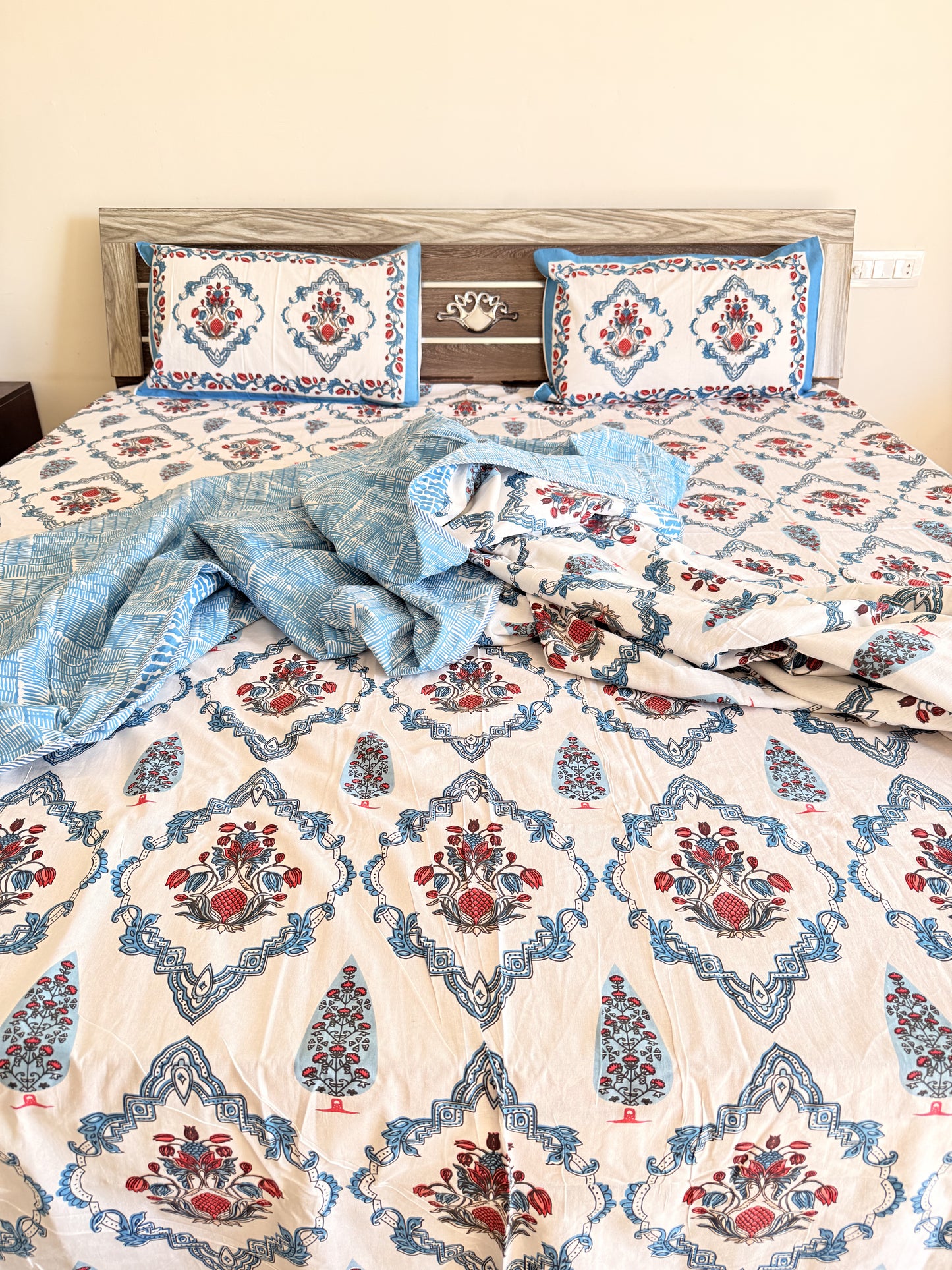 Blue Double Dohar and Double Bedsheet Set