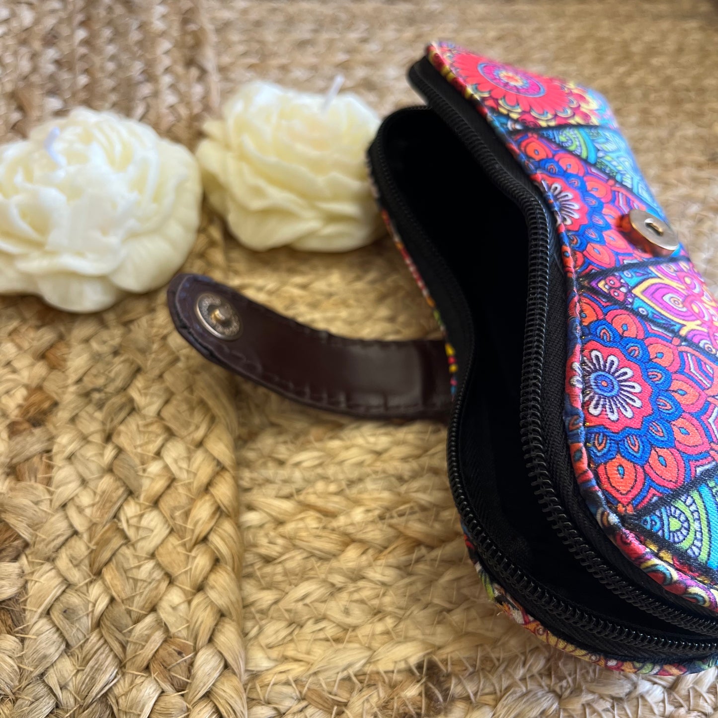 Multi Color Abstract Printed Unisex Goggle Case
