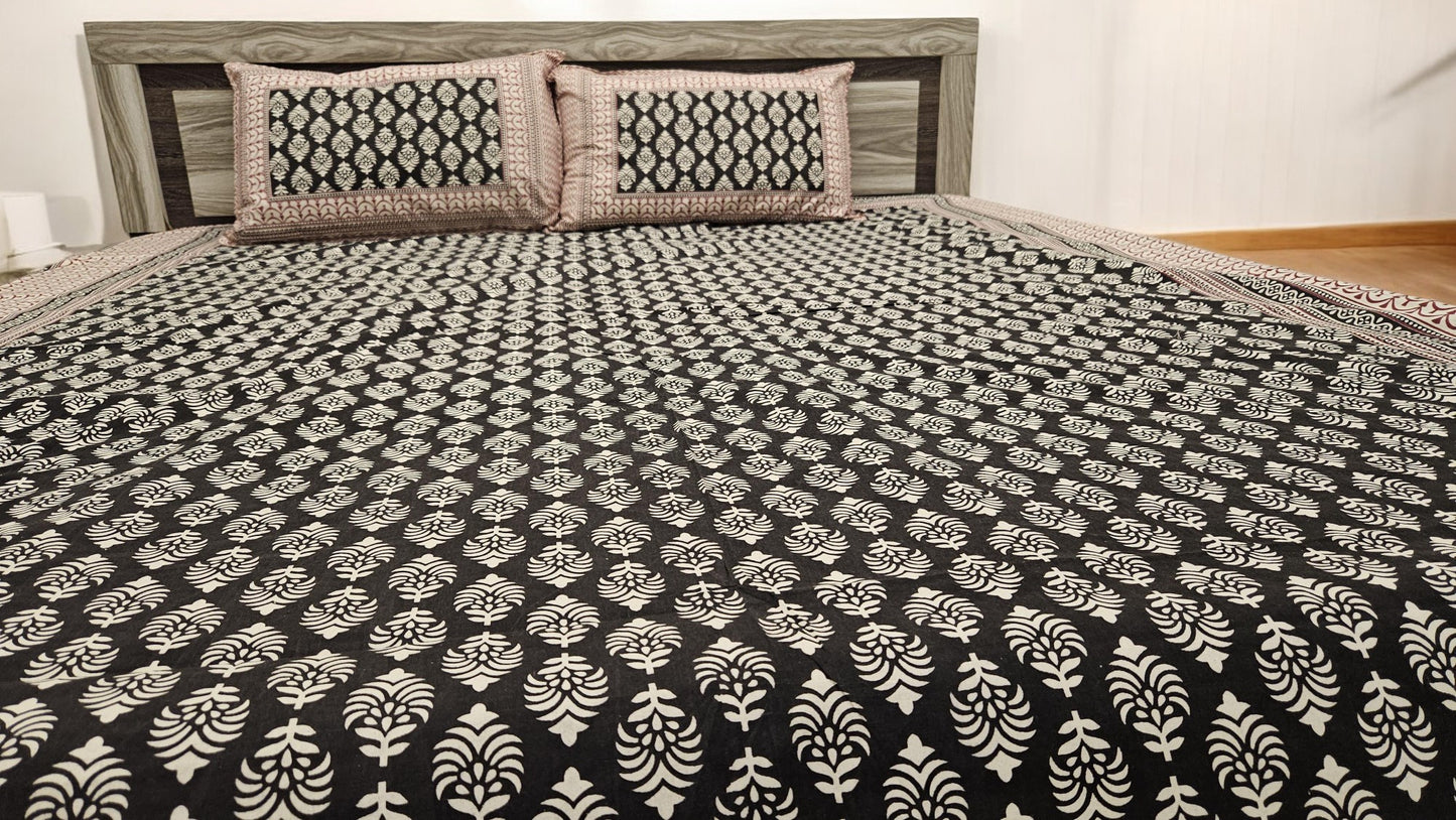 Black Barmeri Print Double Bedsheet with 2 Pillow Covers