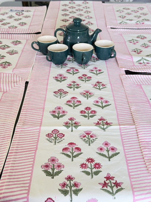 RED PINK BORDER DECORATIVE  FESTIVE COTTON RUNNER AND MAT (1+6)
